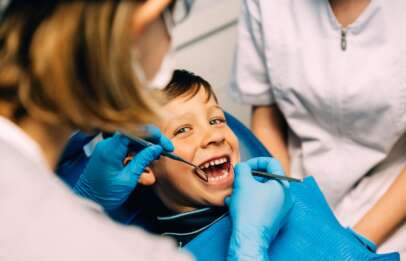 Da 0 a 14 anni: il calendario del sorriso. Quando portare il bambino dal dentista?